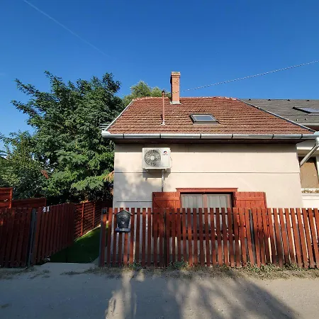 Duna House Duna Haz Tass