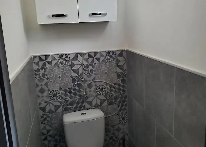 Duna House Duna Haz Tass